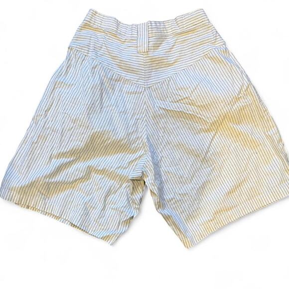 Vintage classic high waisted white and blue pinstripe shorts womens size Large - Picture 6 of 8